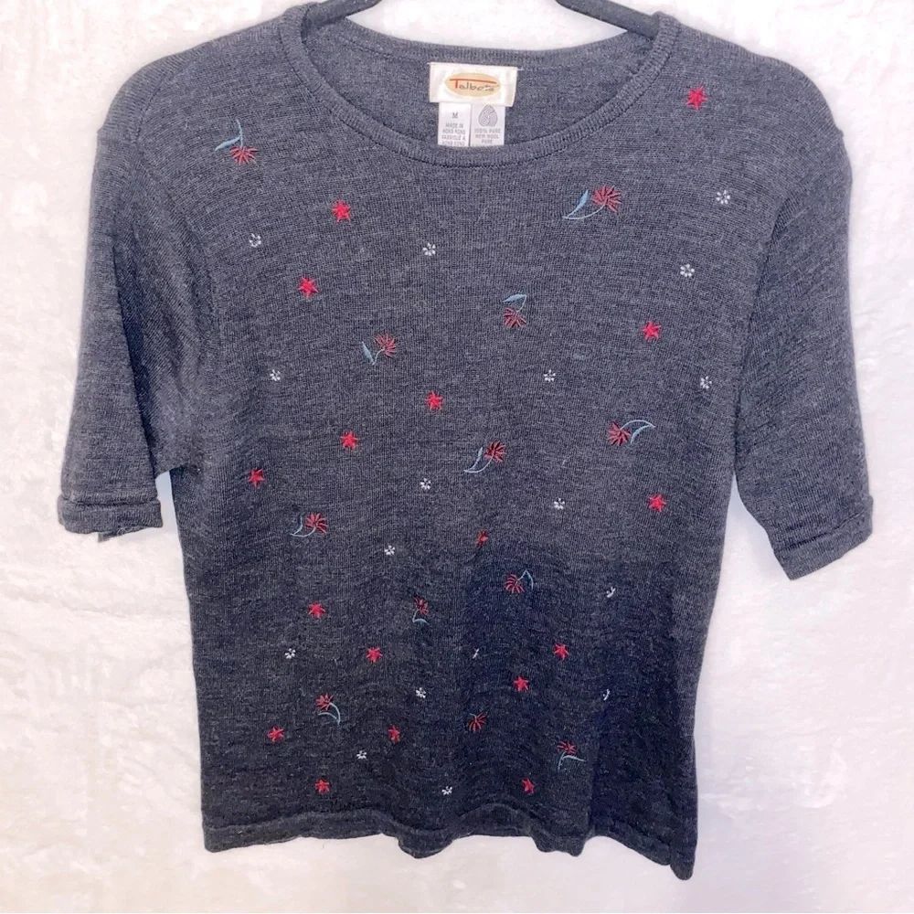 Vintage Talbots Gray Wool Cottagecore Sweater Embroidered Red Star Flora…